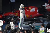Lewis Hamilton se lleva el GP de China
