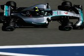 Rosberg se lleva la pole position en Montmeló