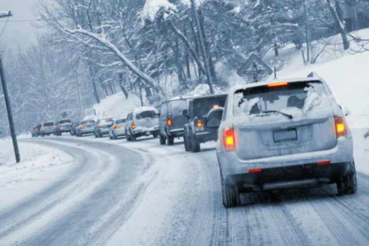 Consejos para conducir con hielo y nieve Consejos para conducir con hielo y nieve