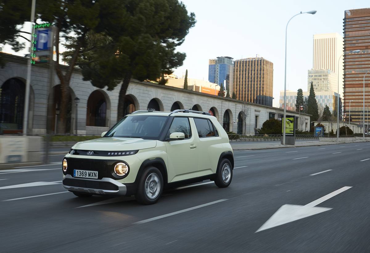 Coches eléctricos por menos de 15.000 euros - Hyundai_INSTER